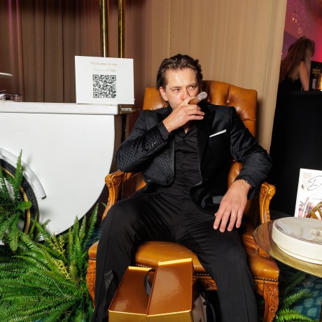 Gentleman Lounge